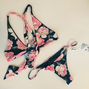Frankie’s Bikini Pink Peony Set